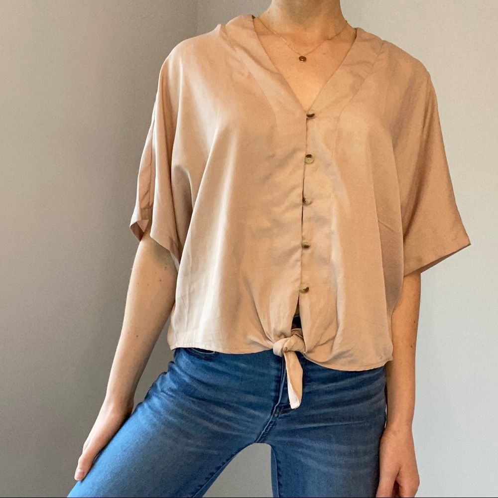 Flowy Dolman Short Sleeve Tie Front Shirt Size Medium